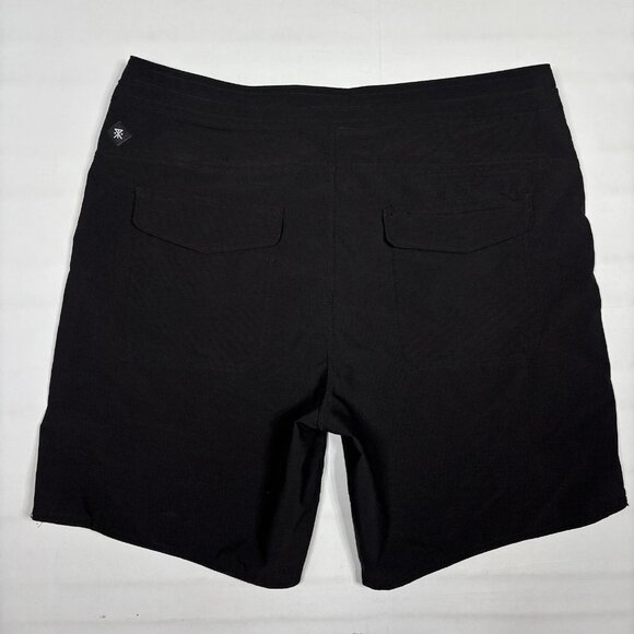 Roark Men's hybrid layover Board Shorts size 33 - Picture 4 of 4